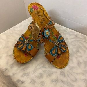 Elite Floral Embellished Sandals - Tan and Blue